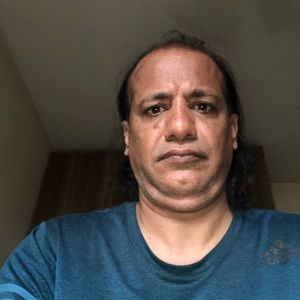 Meet your Posher, Amit